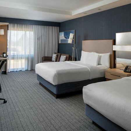 Courtyard By Marriott Jackson Airport/Pearl Hotel Exterior foto